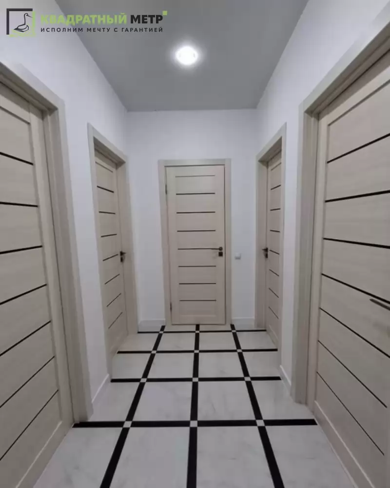 1000172215