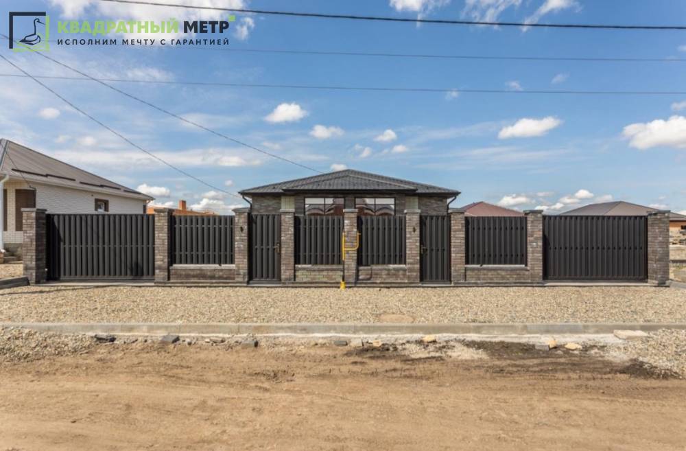 Ставропольский край, Михайловск, Вадима Богданова ул.; Коттедж 85м² на участке 3 сот. 1 эт.