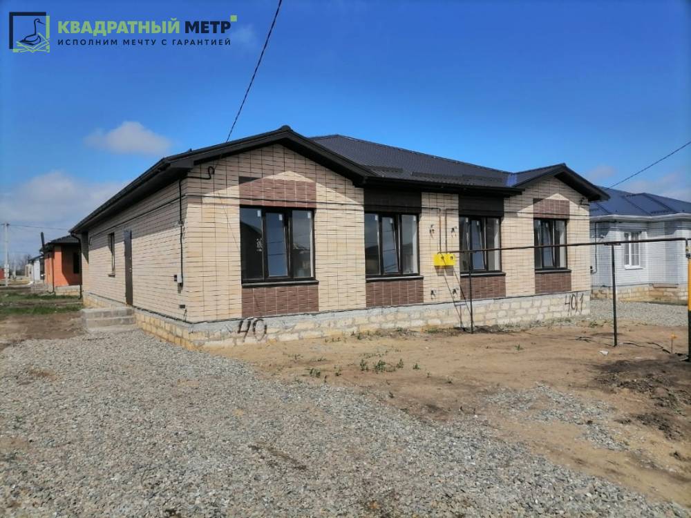 Ставропольский край, Михайловск, Владимира Корнилова ул.; Коттедж 102м² на участке 3 сот. 1 эт.