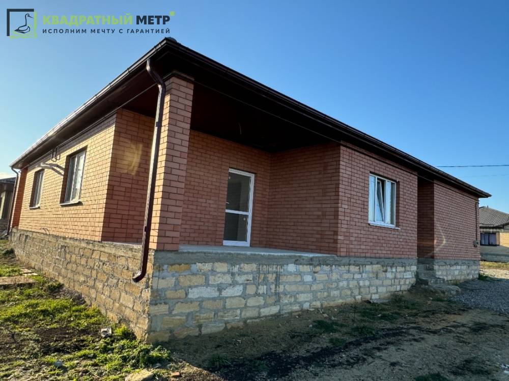 Ставропольский край, Михайловск, Зинаиды Ермольевой ул.; Коттедж 108м² на участке 3,30 сот. 1 эт.