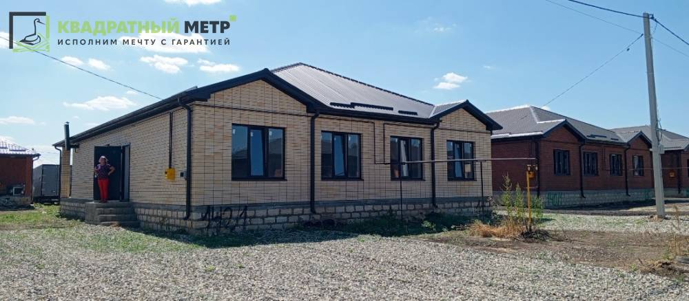 Ставропольский край, Михайловск, Александра Чекалина ул.; Коттедж 105м² на участке 3 сот. 1 эт.
