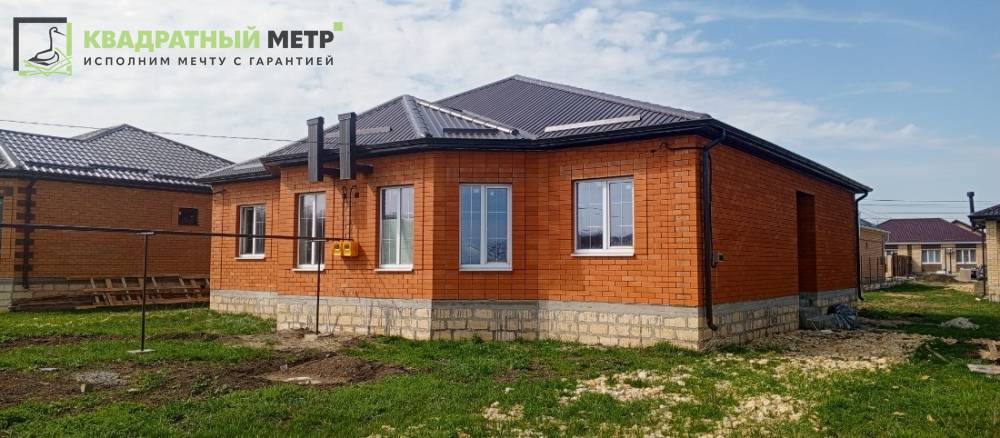 Ставропольский край, Михайловск, Знаменитая ул.; Коттедж 90м² на участке 3 сот. 1 эт.