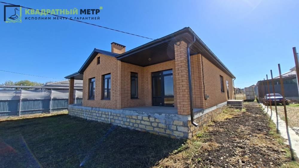 Ставропольский край, Михайловск, Бориса Стругацкого ул.; Коттедж 105м² 1 эт.