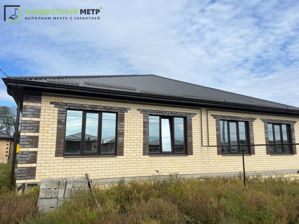 Ставропольский край, Михайловск, Александра Чекалина ул.; Коттедж 106м² на участке 3 сот. 1 эт.
