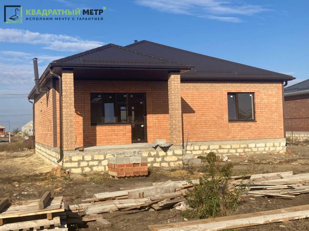 Ставропольский край, Шпаковский Район, Верхнерусское с., Хуторская ул.; Дом 120м² на участке 6 сот. 1 эт.