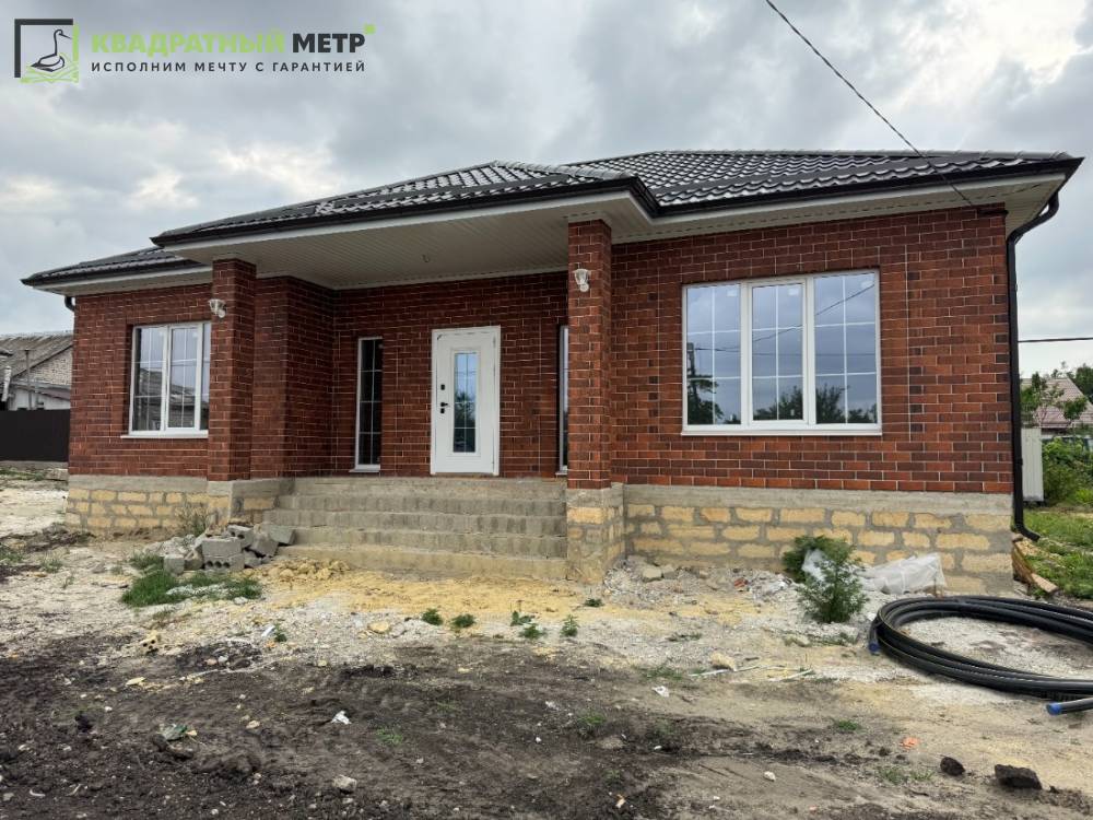 Ставропольский край, Михайловск, Октябрьская ул.; Дом 135м² на участке 5,50 сот. 1 эт.