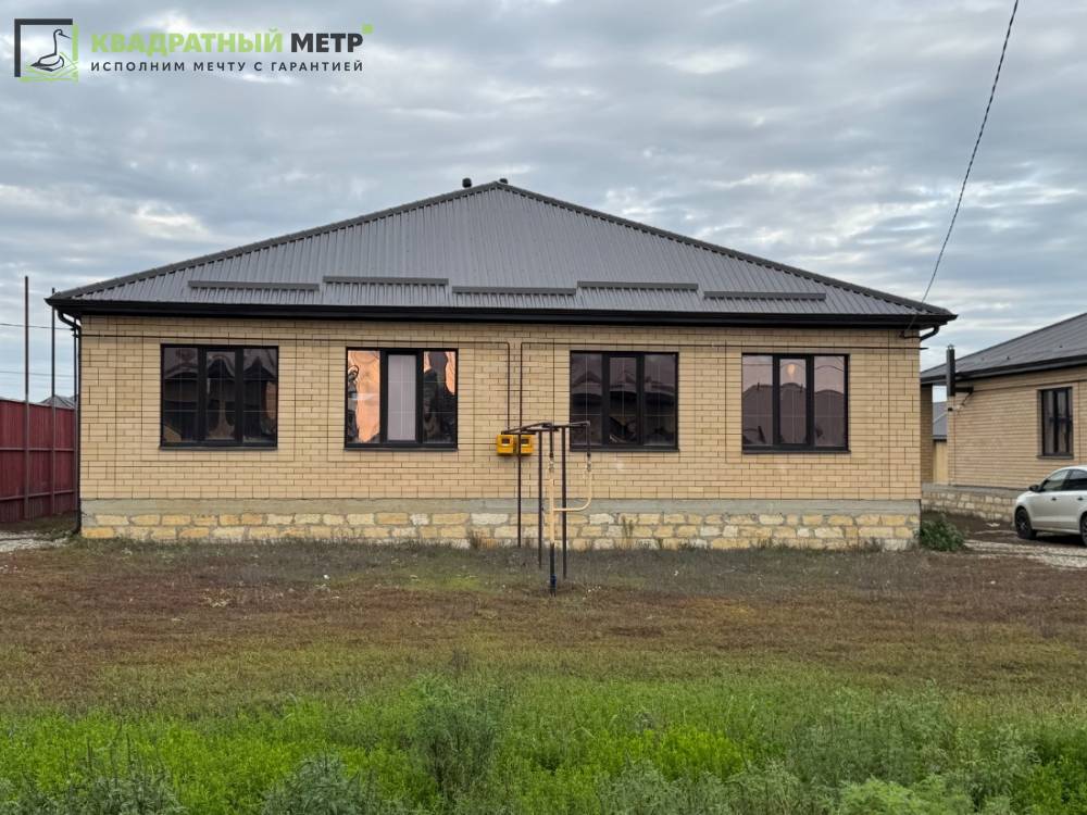 Ставропольский край, Михайловск, Чистопрудная ул.; Коттедж 110м² на участке 3 сот. 1 эт.