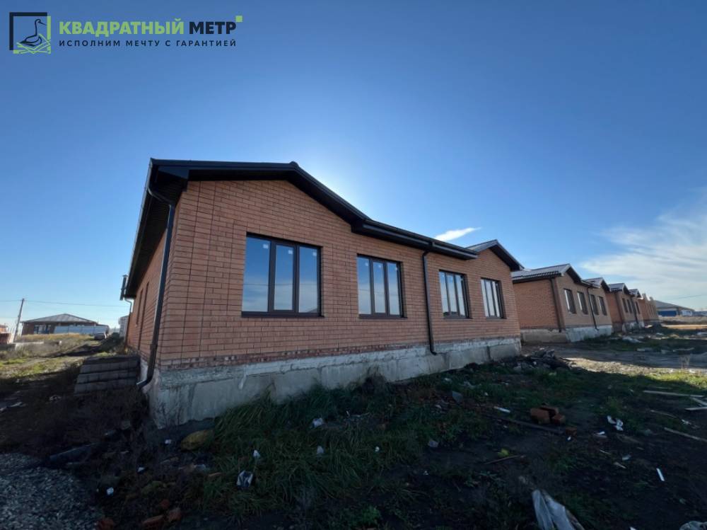 Ставропольский край, Михайловск, Владимира Корнилова ул.; Коттедж 100м² на участке 3 сот. 1 эт.