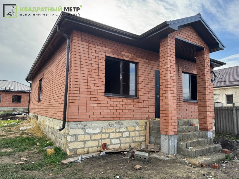 Ставропольский край, Михайловск, Заречная ул.; Дом 90м² на участке 4 сот. 1 эт.