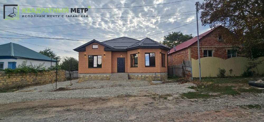 Ставропольский край, Михайловск, Промышленный пер.; Дом 141м² на участке 4,50 сот. 1 эт.