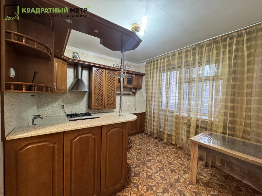 Ставропольский край, Михайловск, Демидова ул.; Квартира 40,10м² 6/6 эт.